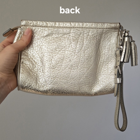 Coach Wristlet - Picture 10 of 17